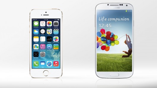 iPhone 5S vs Galaxy S4