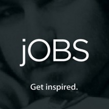 Ieri è stato finalmente rilasciato il primo trailer in italiano di Jobs, il film che racconta la vita di Steve Jobs ex CEO e co-fondatore di Apple scomparso due anni fa. Il trailer è stato proposto in esclusiva su Corriere.it.