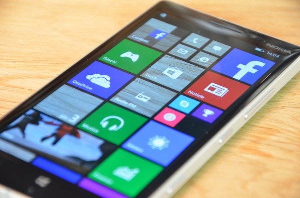 Lumia 930