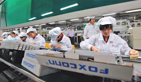 Foxconn: nuovo impianto da 2.6 miliardi di dollari per produrre i display dei dispositivi Apple