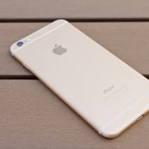 Solo due mesi fa Apple ha presentato al mondo i nuovi iPhone 6 e iPhone 6 Plus, ovviamente questi due nuovi smartphone saranno i dispositivi top di gamma della mela morsicata fino all’autunno 2015. Come ogni anno, però, si è cominciato già […]