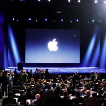 Poche ore fa si è conclusa la conferenza di apertura del WWDC 2017 organizzato da Apple, si tratta del più importante evento annuale dell’azienda di Cupertino. In questa occasione Apple ha presentato ufficialmente tanti nuovi prodotti: iPad Pro, iMac Pro, iMac, MacBook, MacBook Pro, MacBook Air e […]